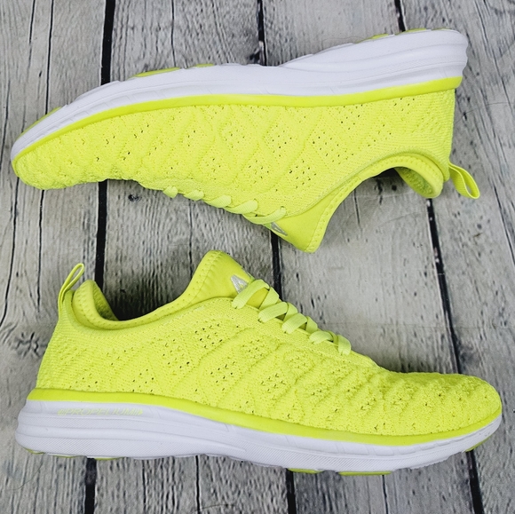 APL | Techloom Phantom lace-up athletic sneakers - Picture 2 of 11